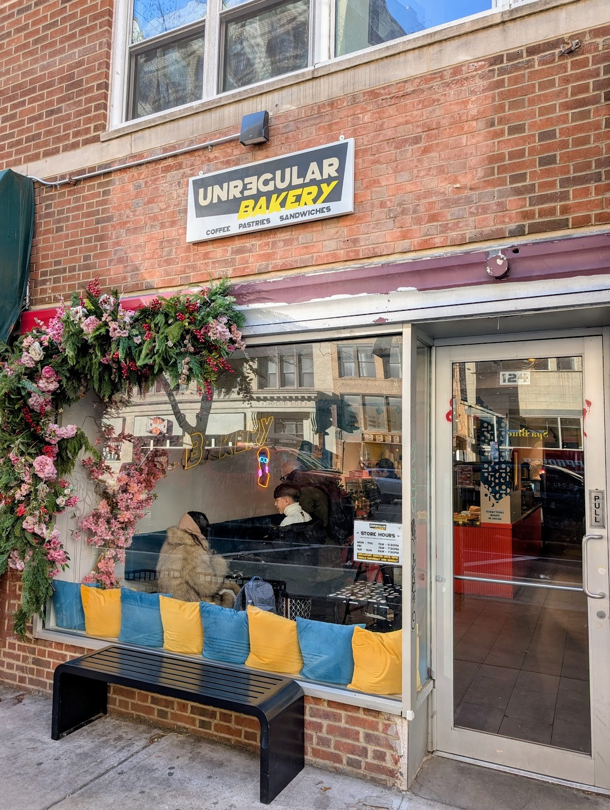 Unregular Bakery: the place