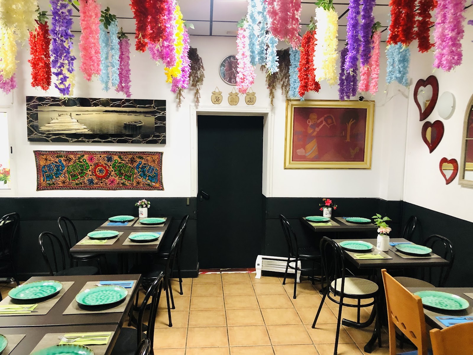 Kashmir Indian Restaurant: the place