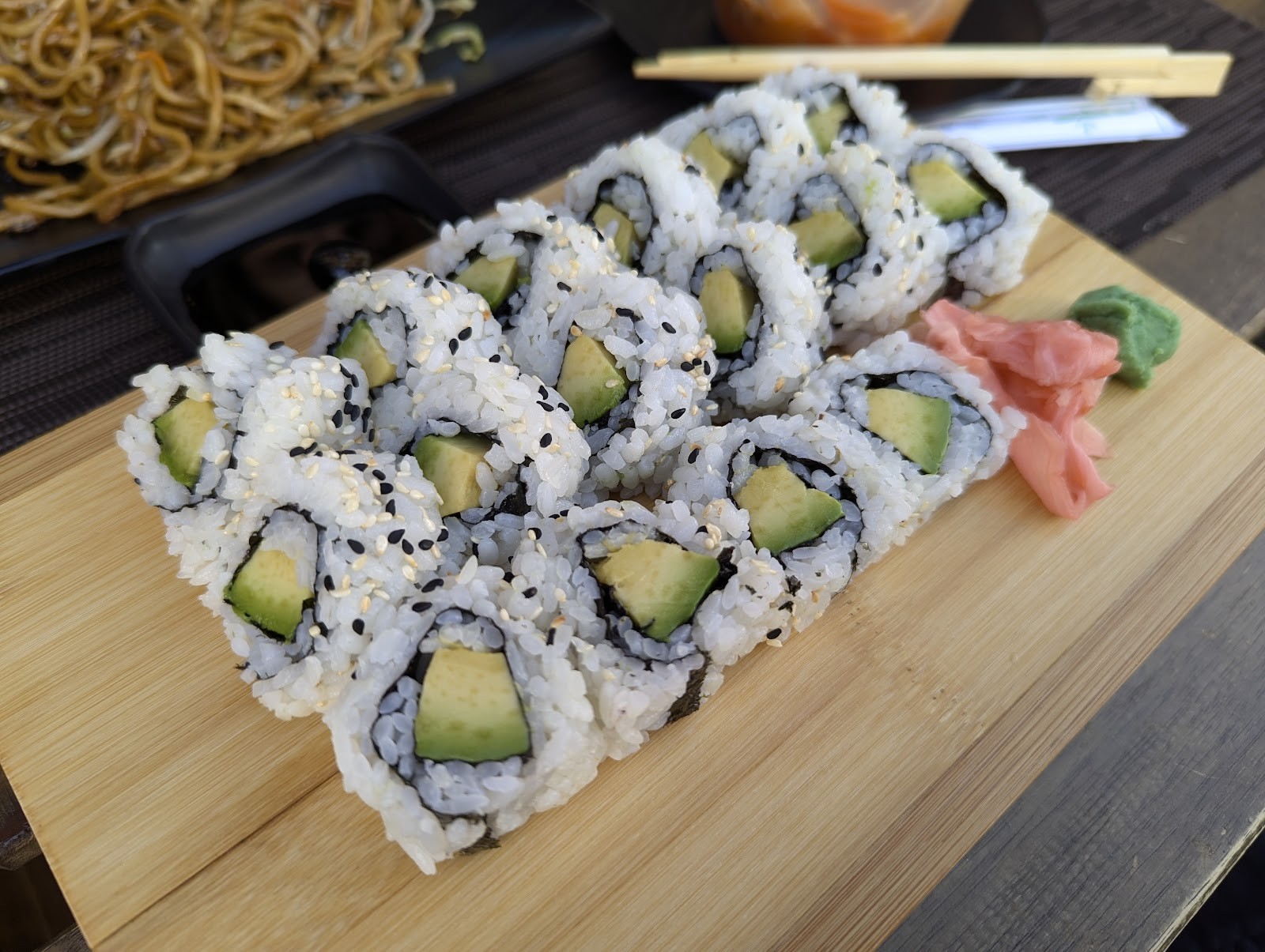 Noodle Point: food & drinks