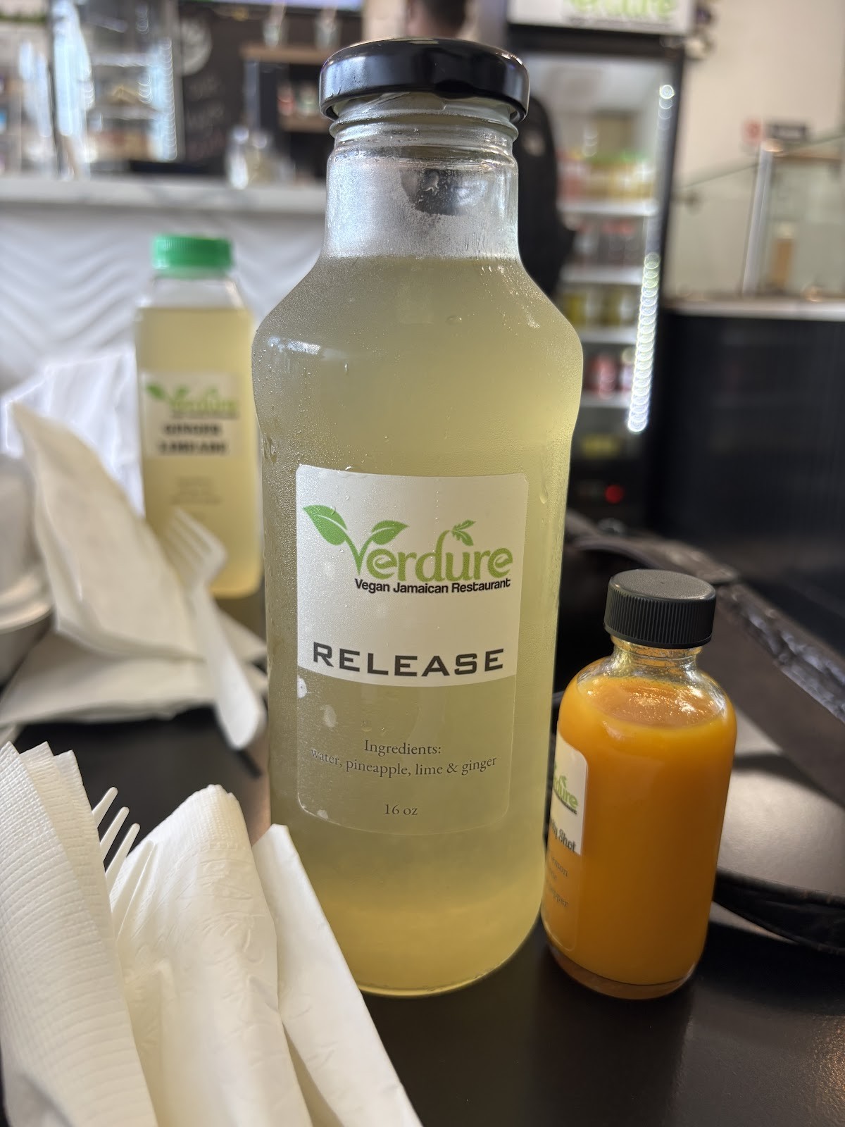 Verdure: food & drinks