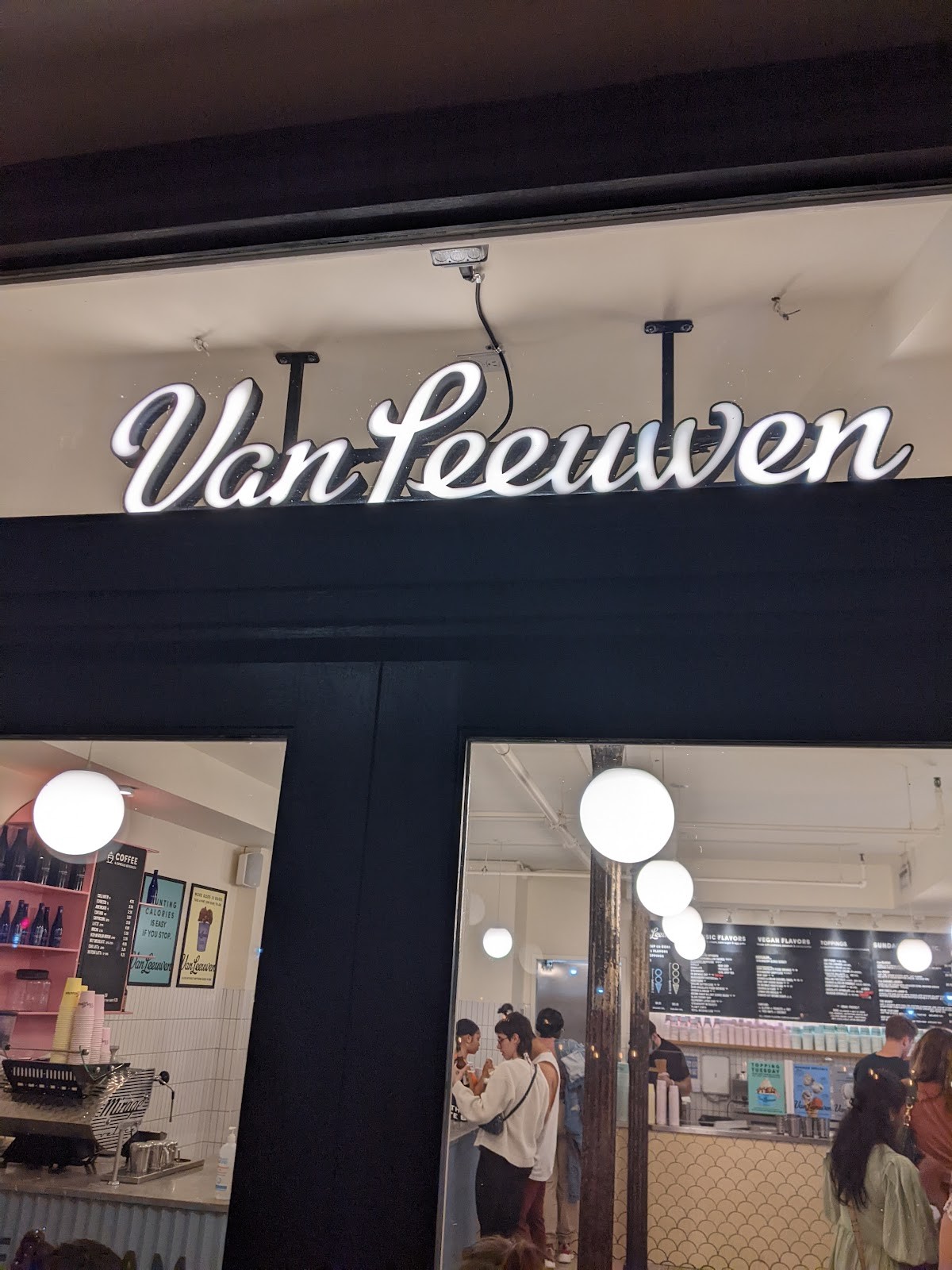 Van Leeuwen Ice Cream: the place
