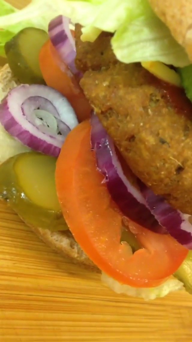 VK Burgers: food & drinks