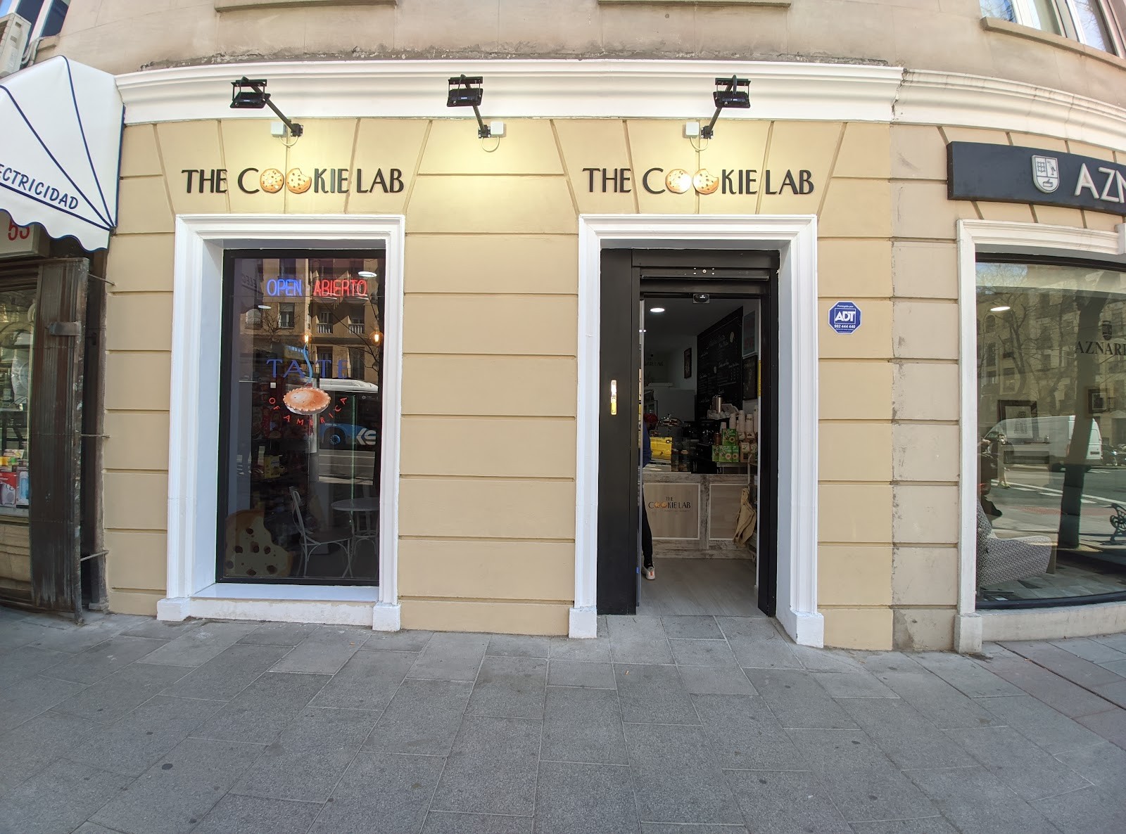 The Cookie Lab: the place