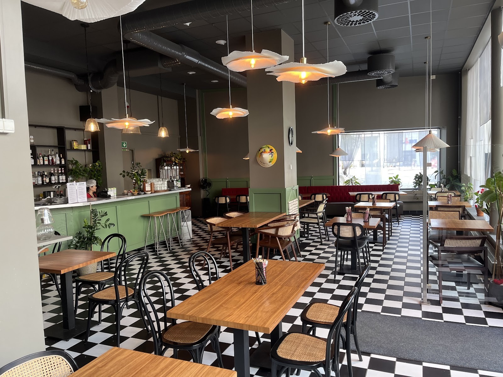 Madame Thu: the place