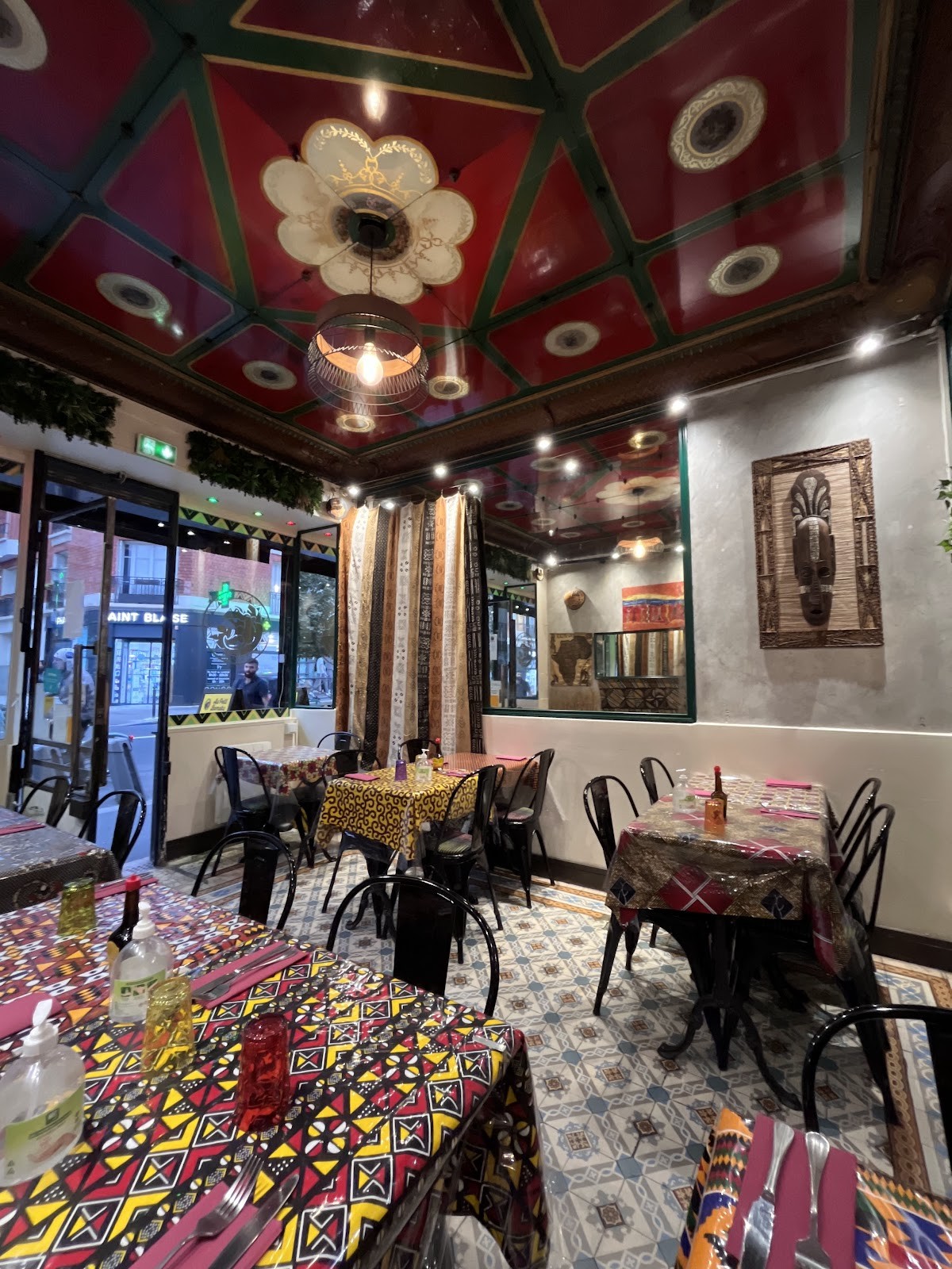 Au petit Bamako: the place