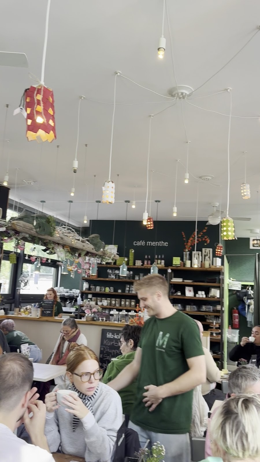 Café Menthe: the place