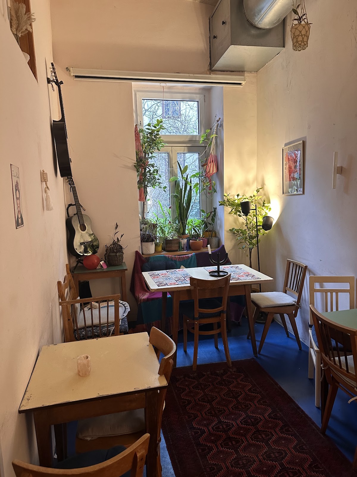 Café Roza: the place