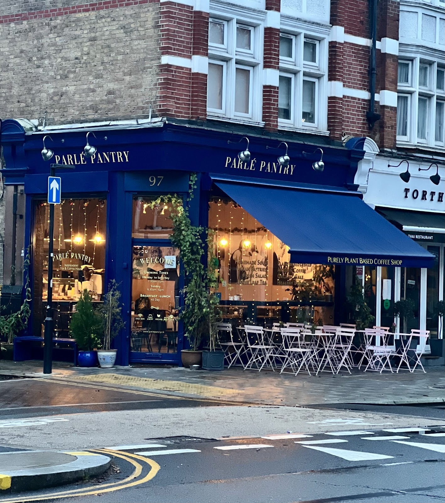 Parle Pantry & Bakery: the place