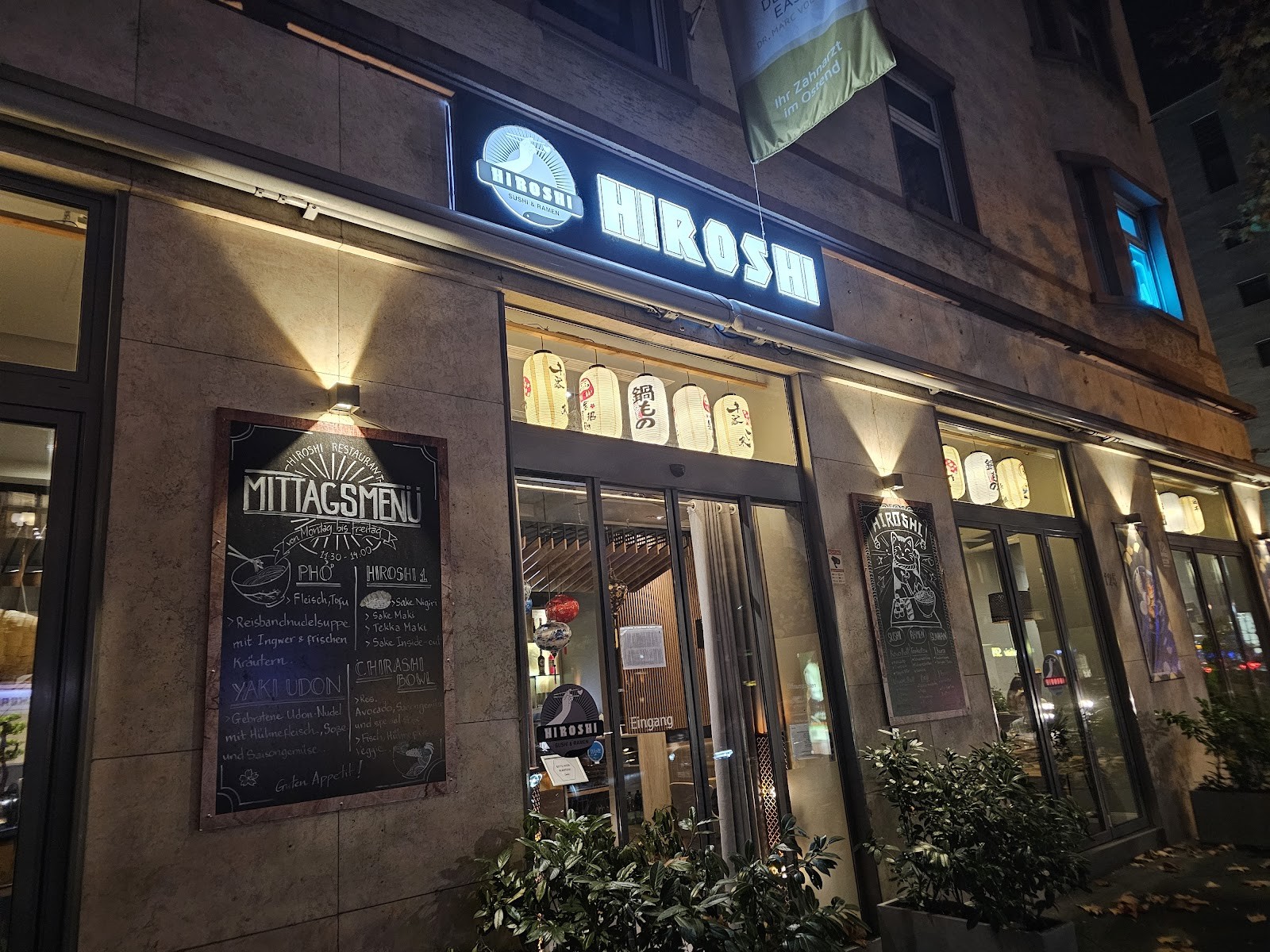 Hiroshi Frankfurt Sushi, Ramen & Bowl: the place