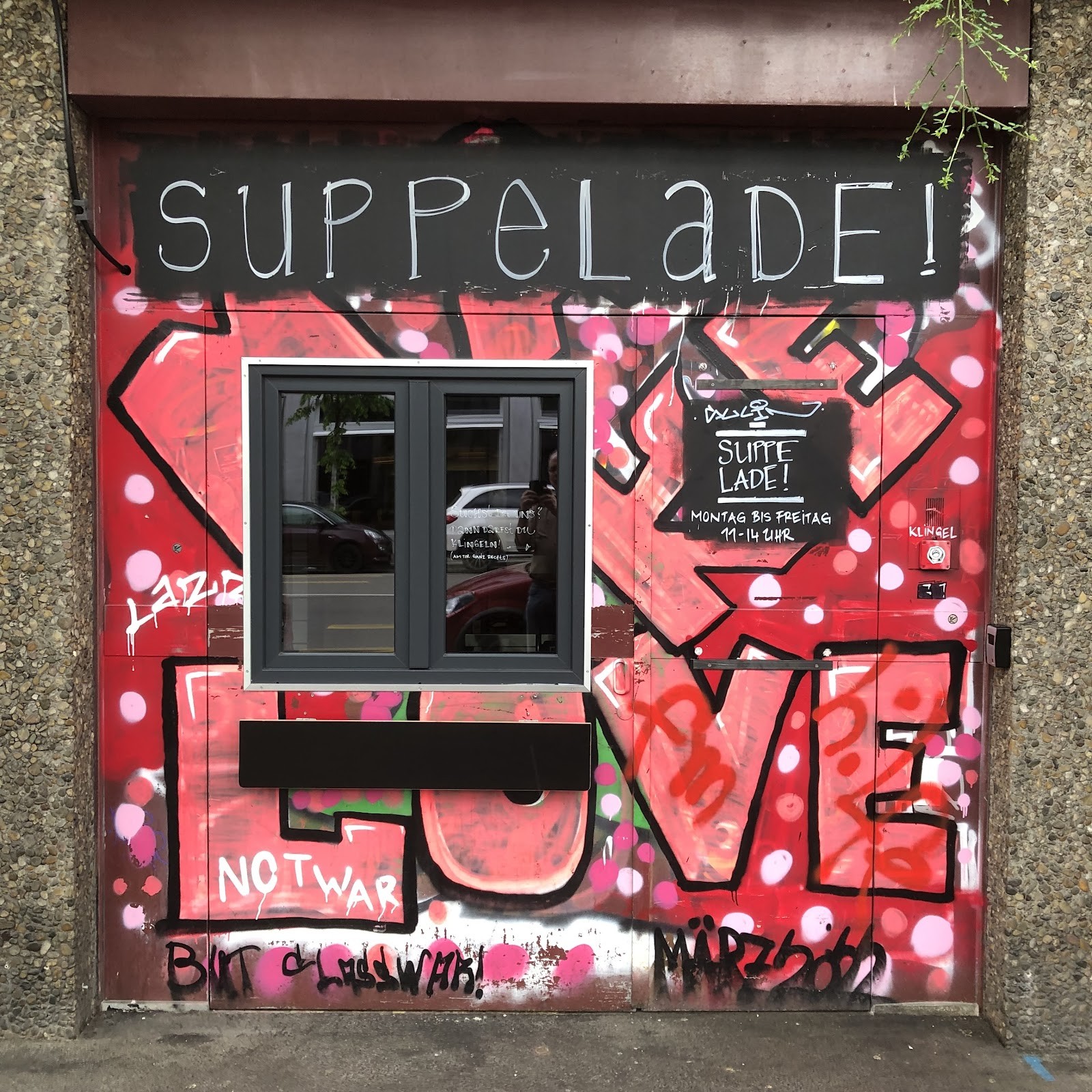 SUPPELADE!: the place