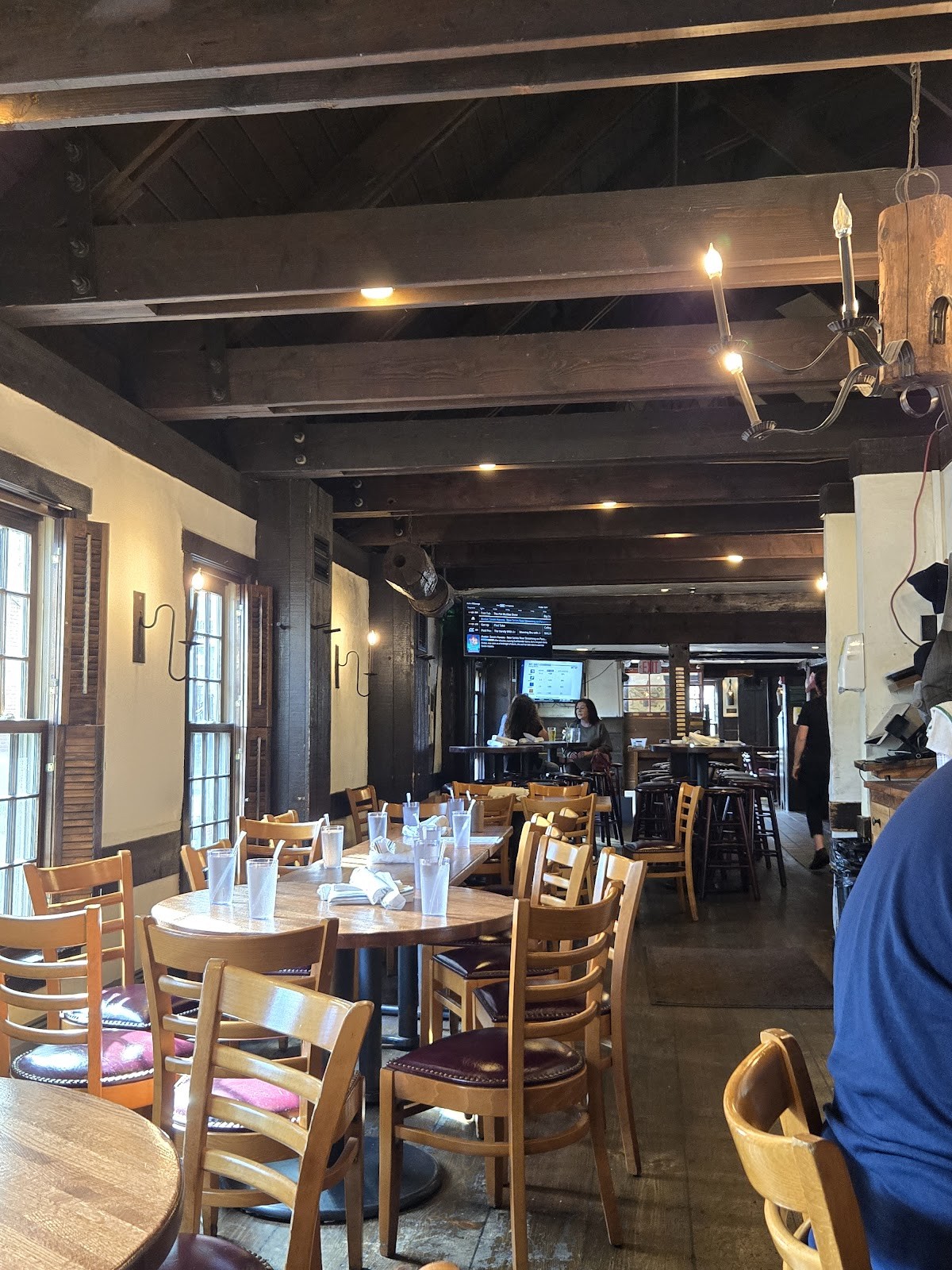 Warren Tavern: the place