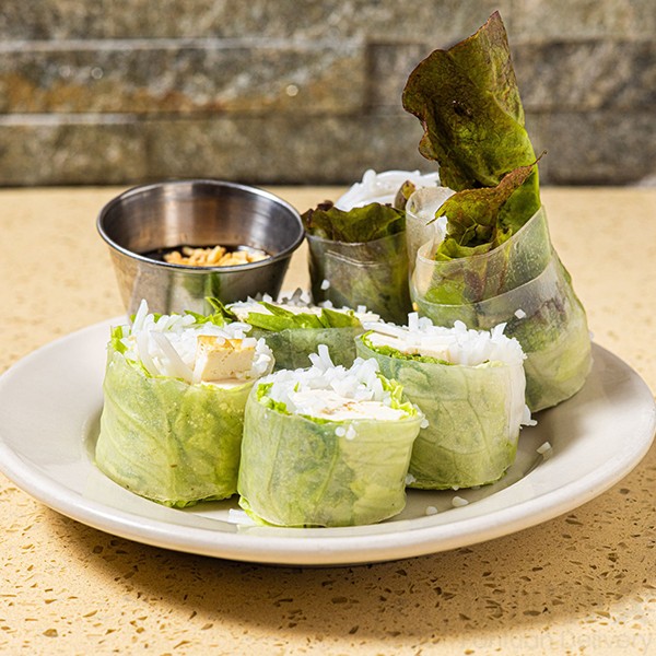 Grasshopper Vegan Restaurant: food & drinks