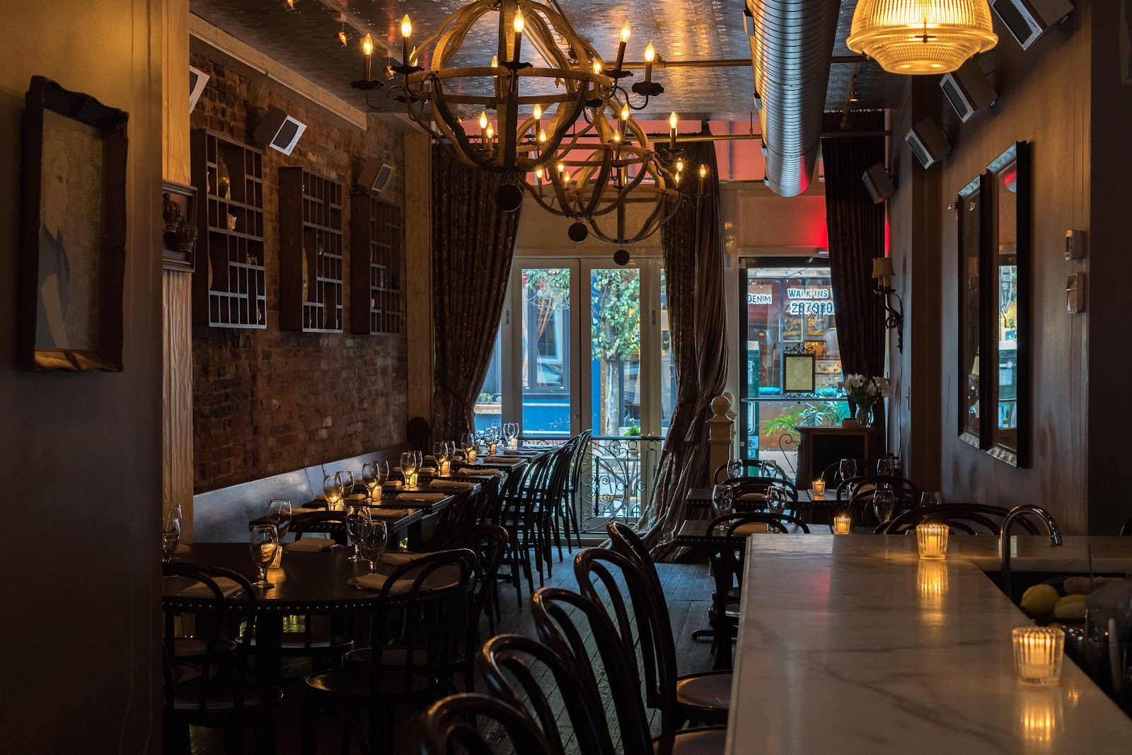 Rex at the Royal: the place