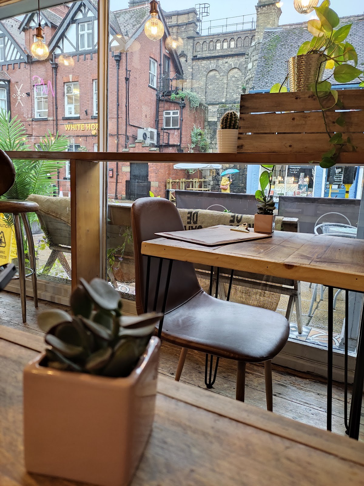 North South - Cafe & Bar: the place