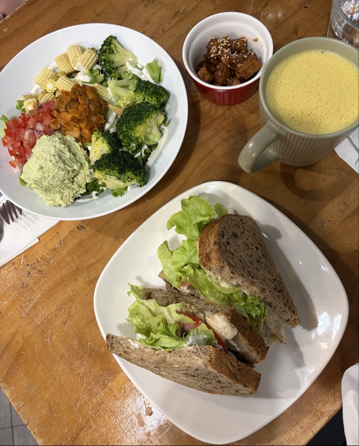 Ooh Cha Cha 自然食古亭: food & drinks