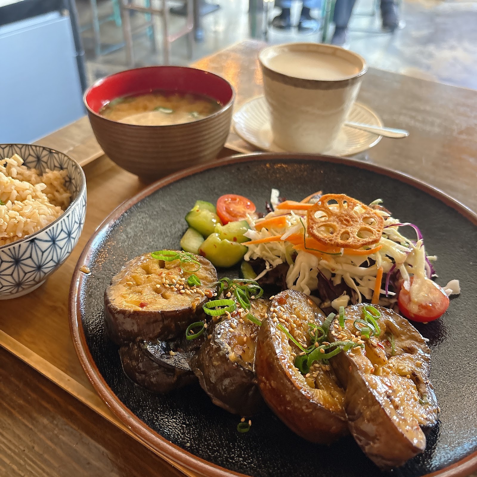 Kaede Abbotsford: food & drinks