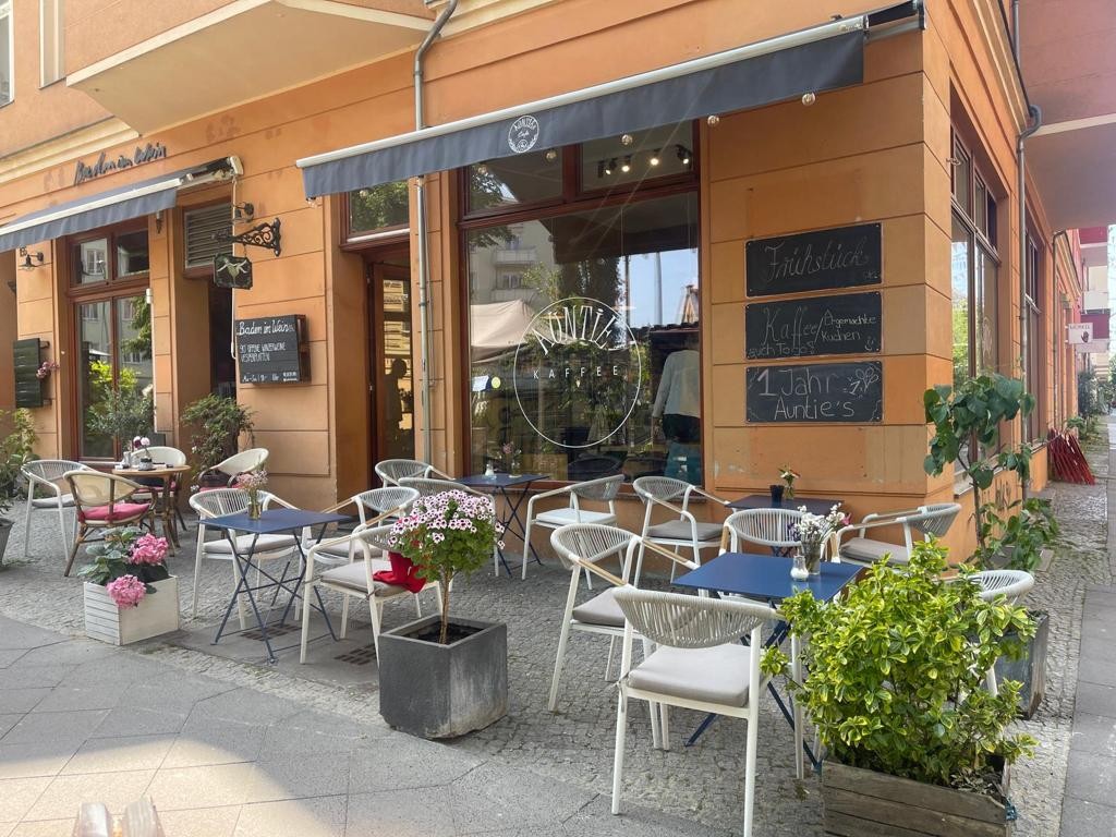 Auntie‘s Café: the place