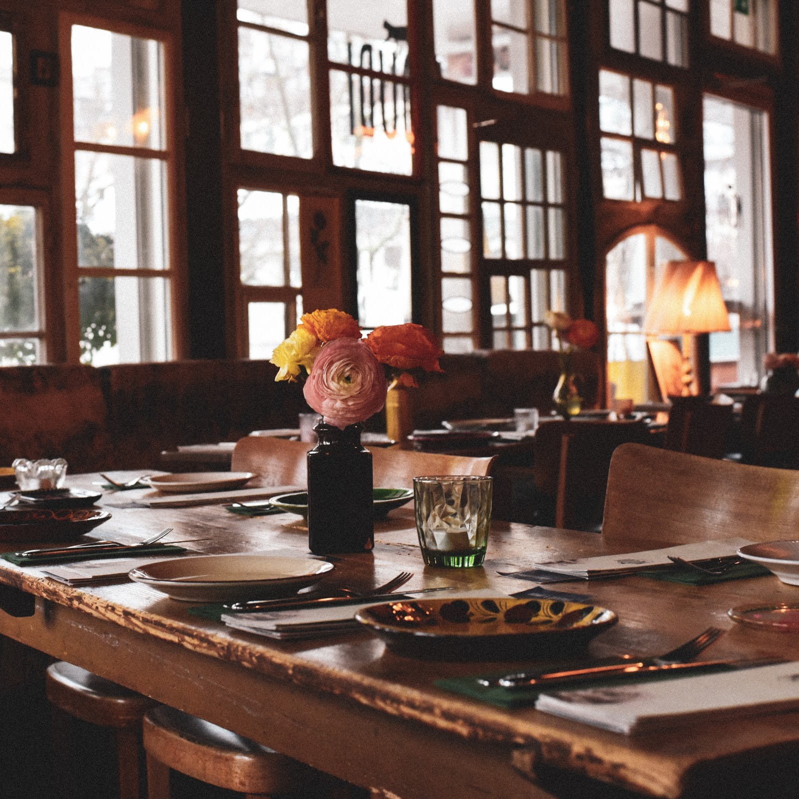 Moudi: the place