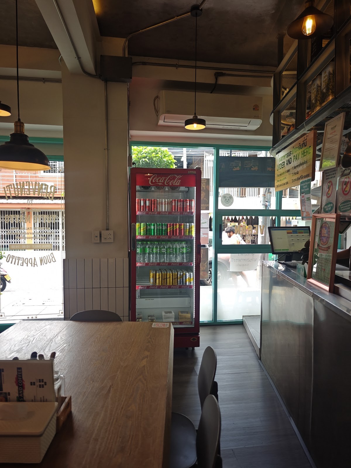 Tutto Matto - Sathon 11: the place