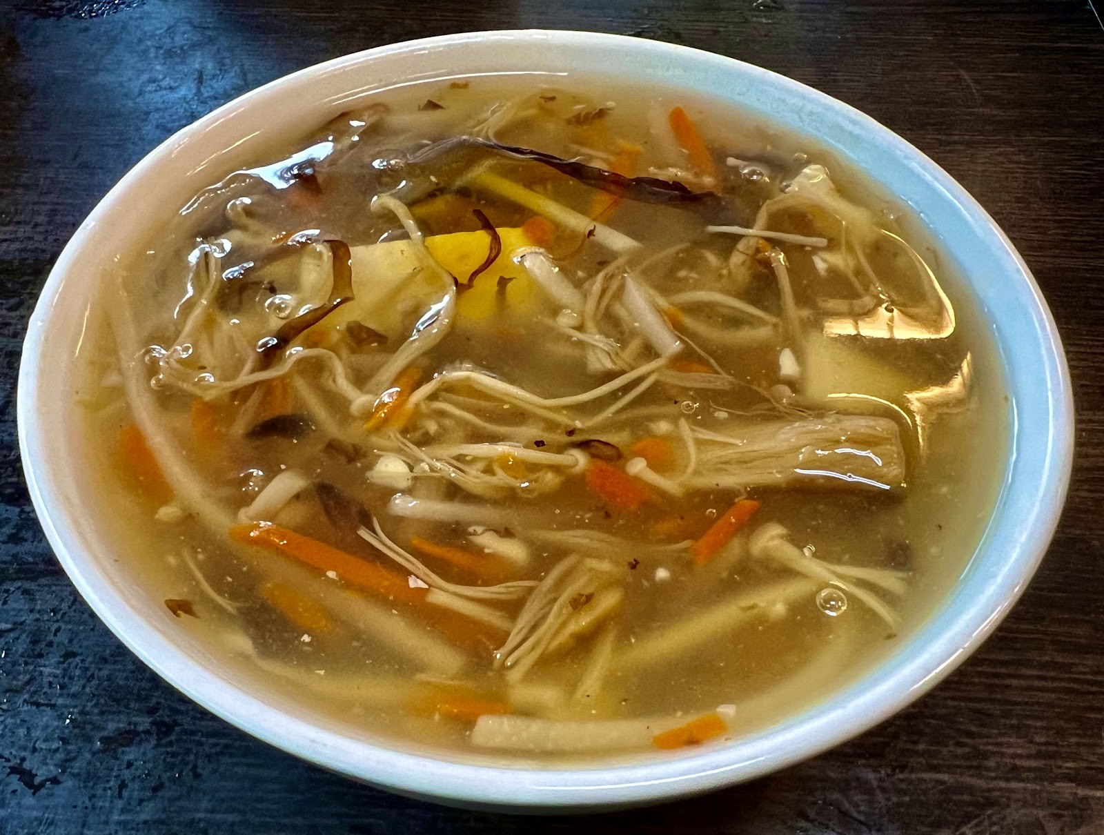 Xuě Lǐ Hóng 雪裏紅素食點心: food & drinks