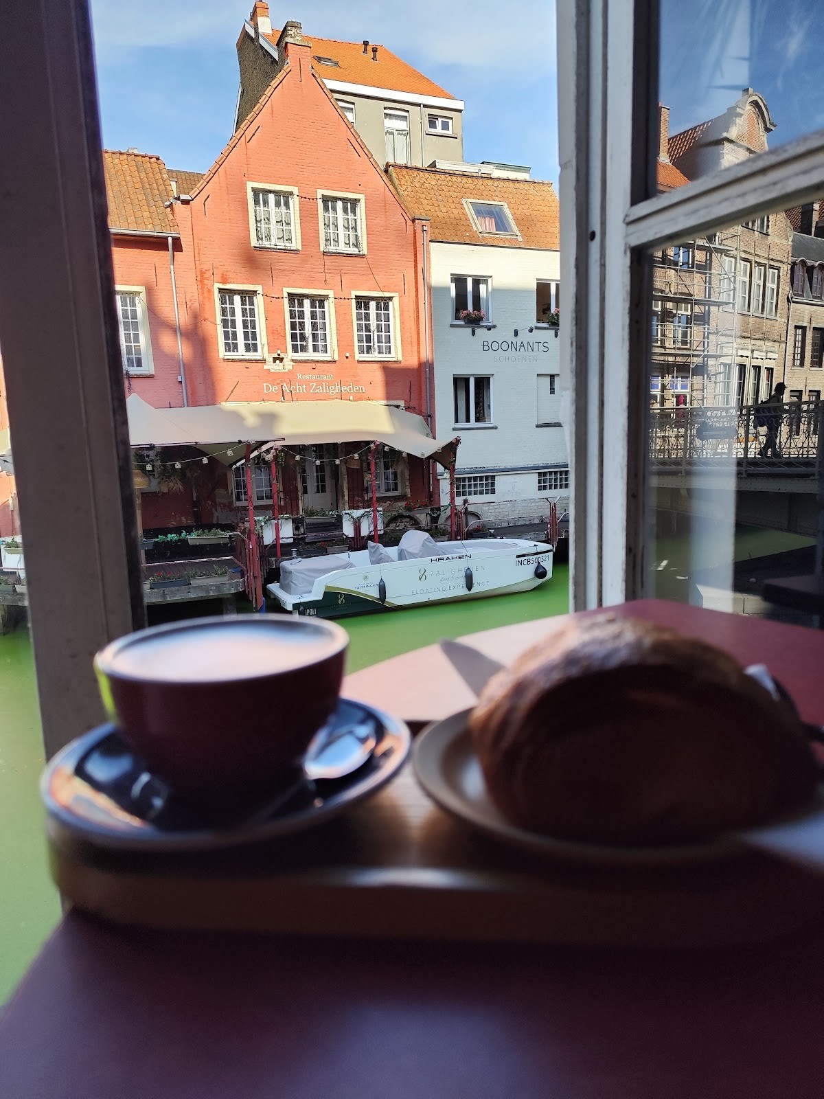 Ludo Cafe: the place
