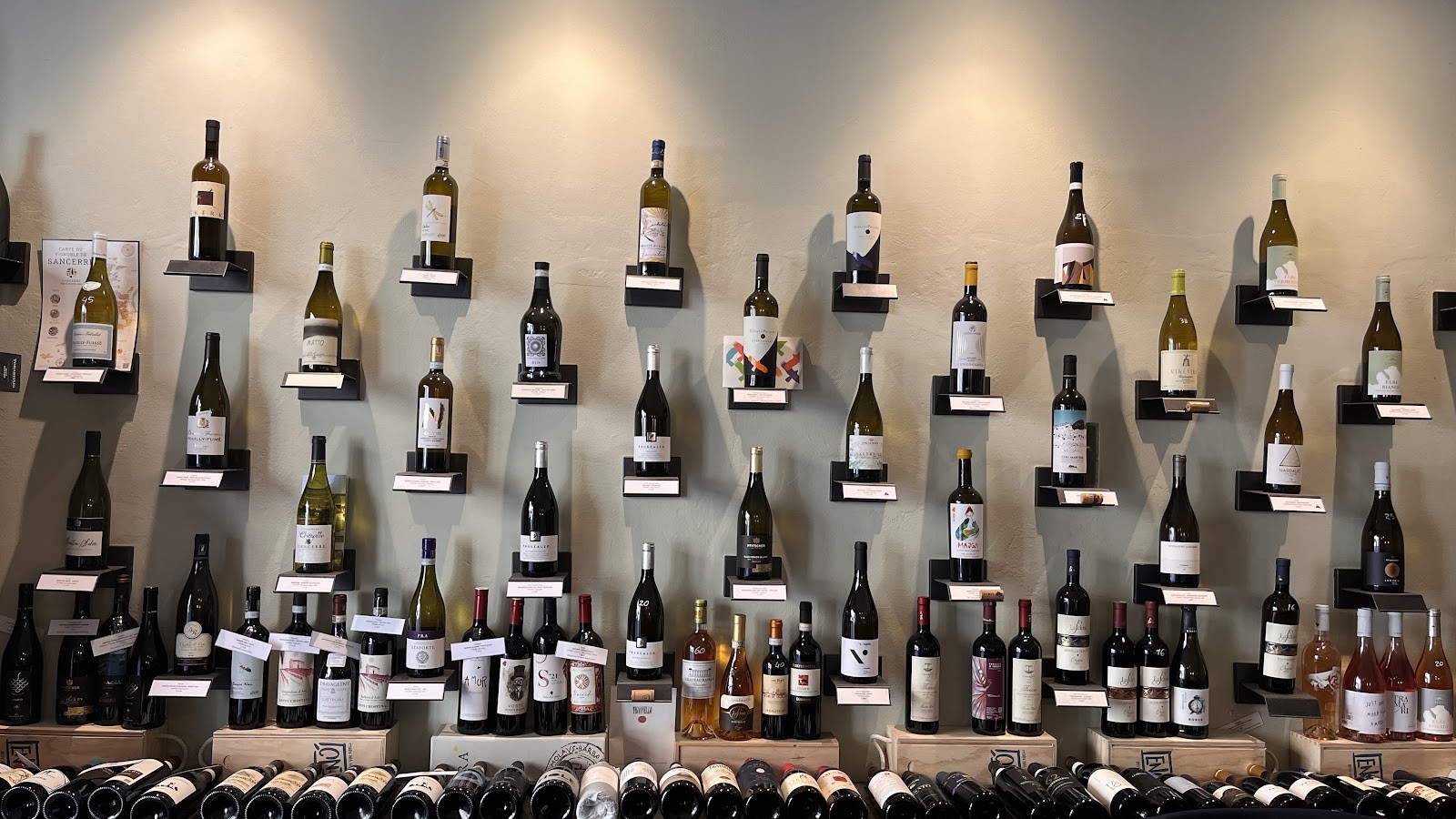Eno' Bevo Vini Ribelli: the place