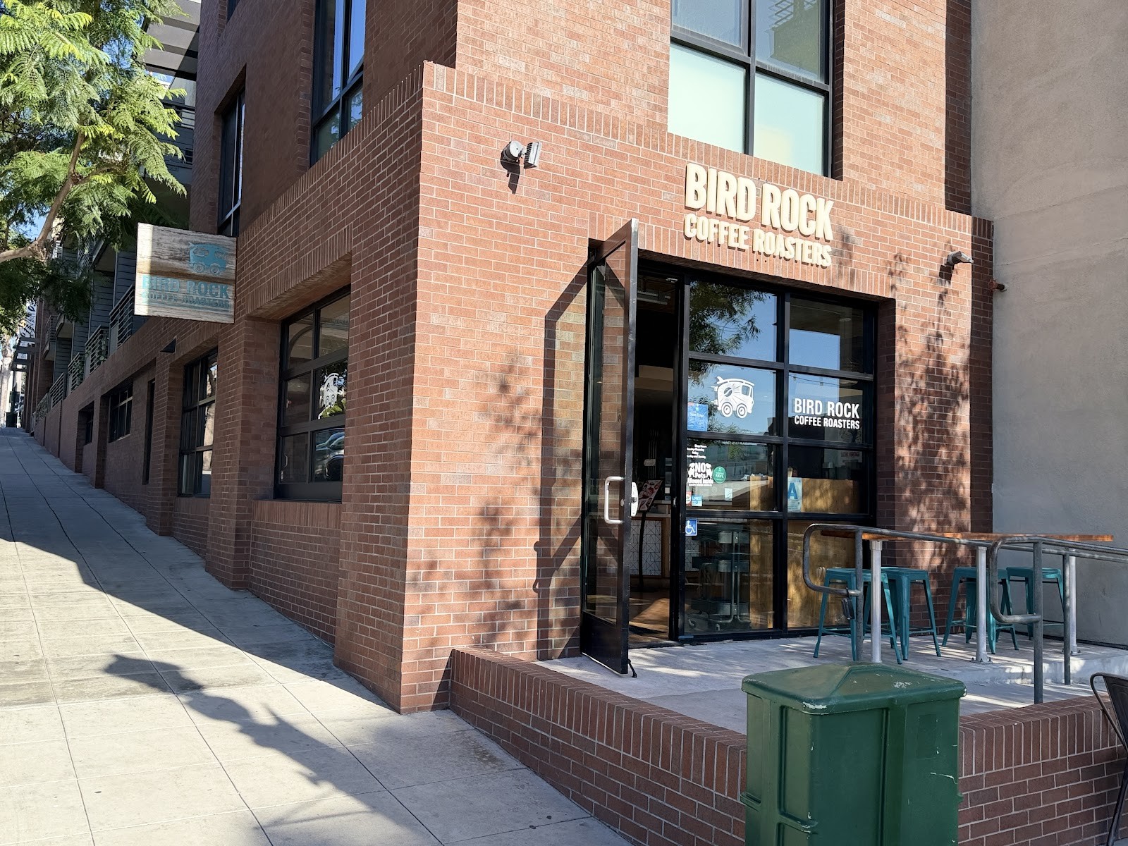 Bird Rock Coffee Roasters: the place