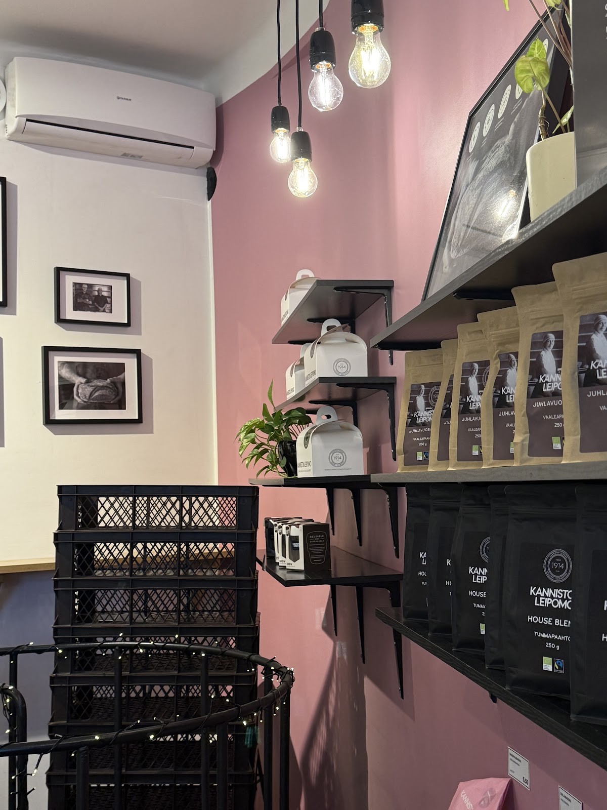 Kanniston Leipomo: the place