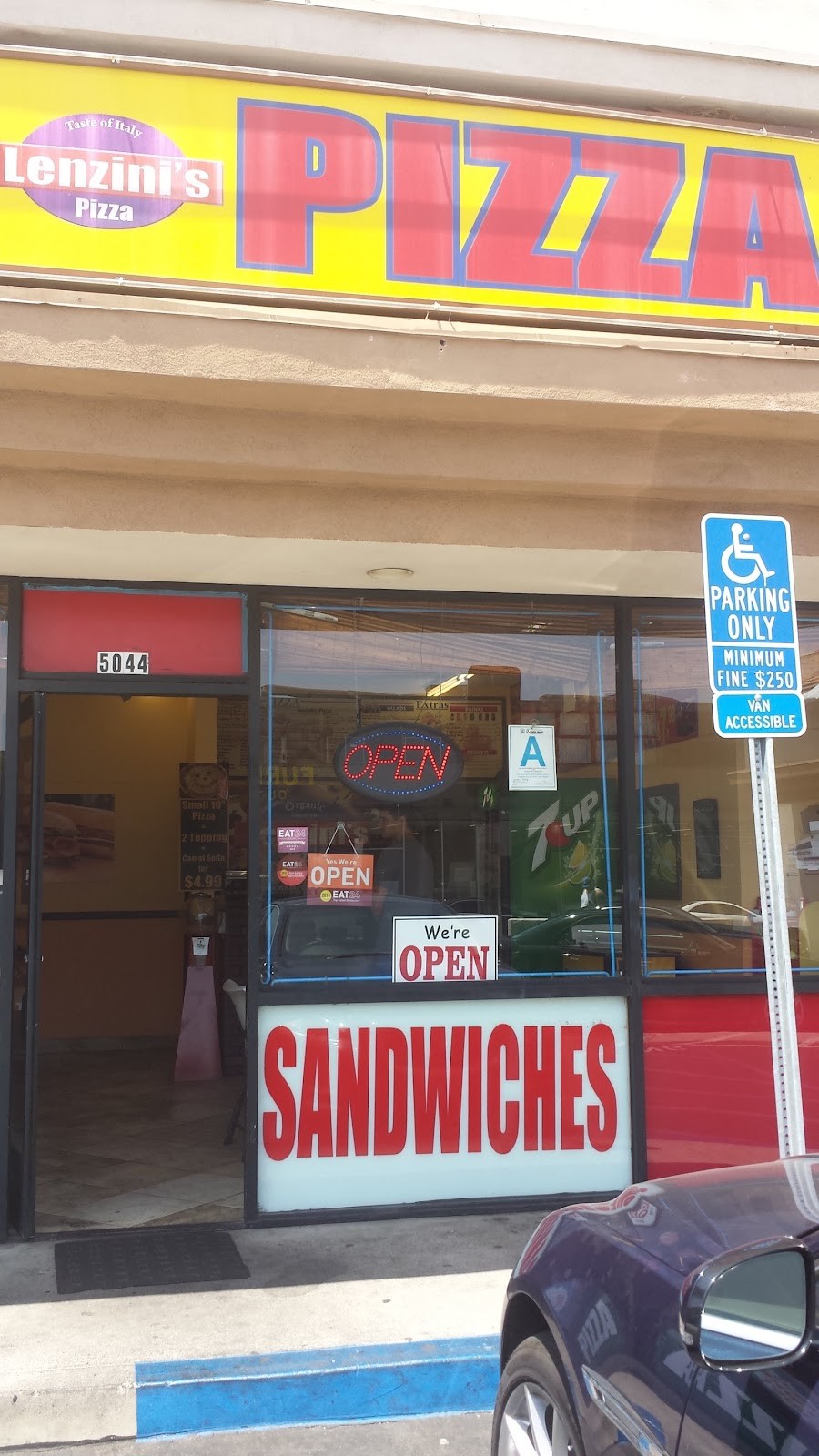 Lenzini's Pizza NoHo: the place