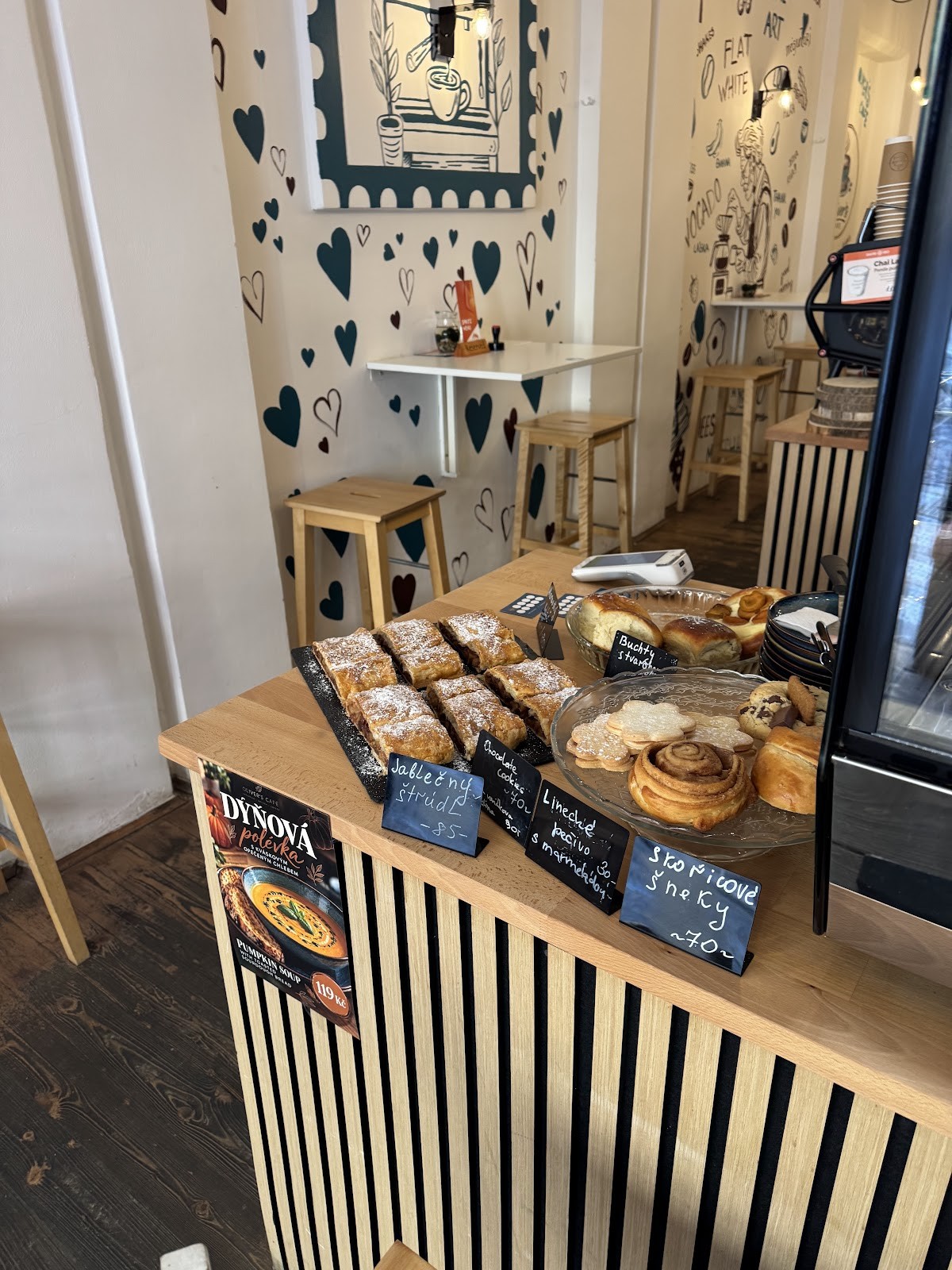 Oliver's Café: the place