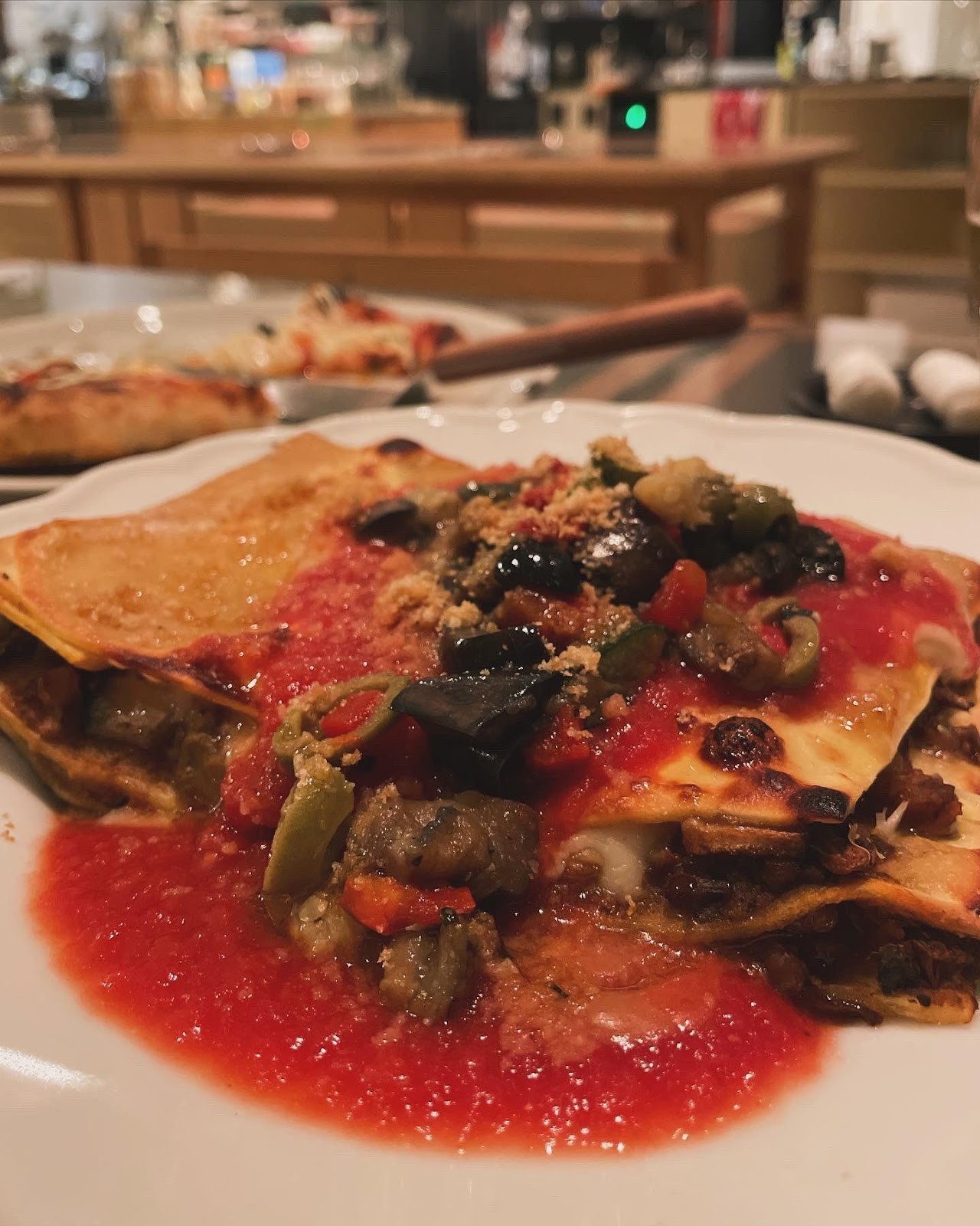 Weirdough 위어도우: food & drinks