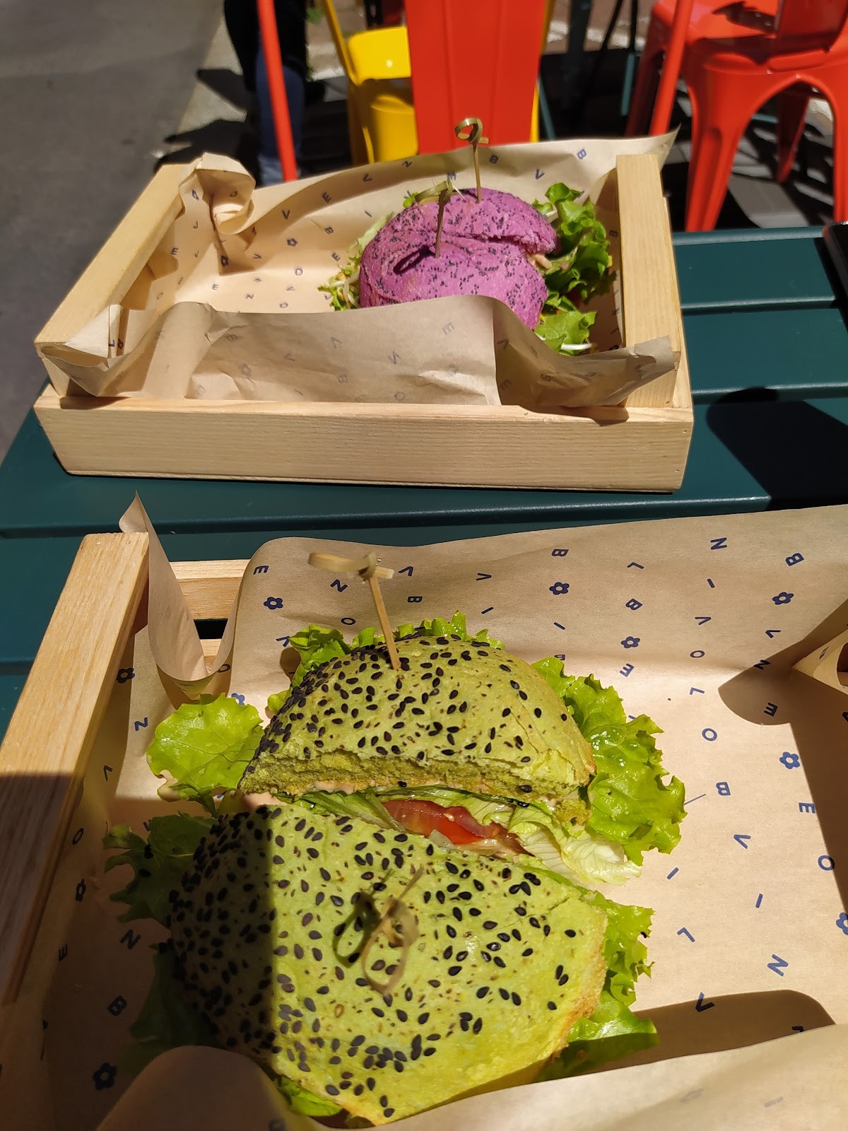 Flower Burger - Porta Genova: food & drinks
