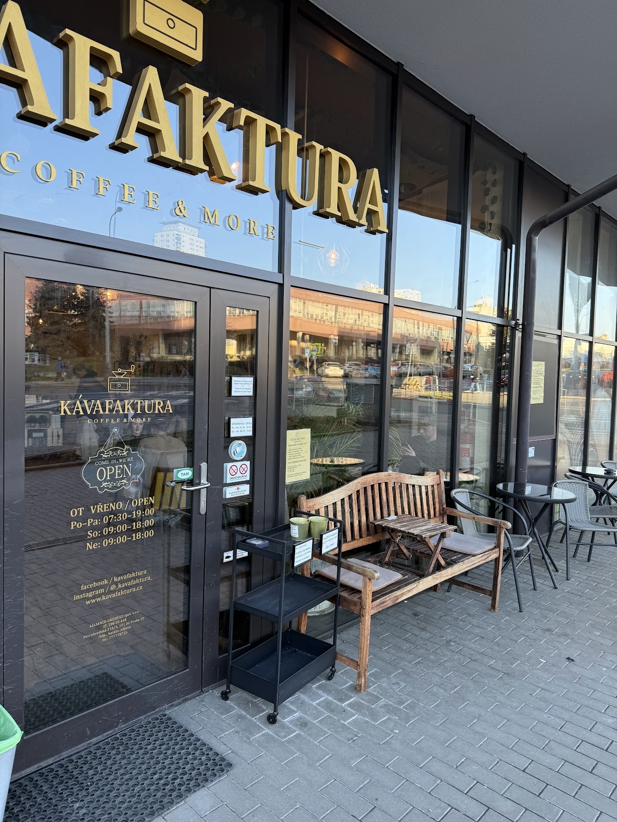 Kávafaktura Modřany: the place
