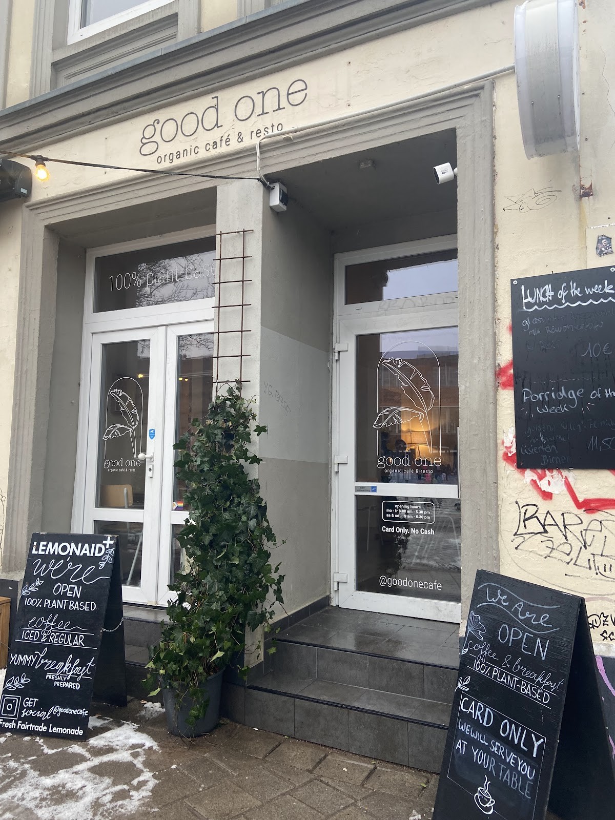 Good One Café - Schanze: the place