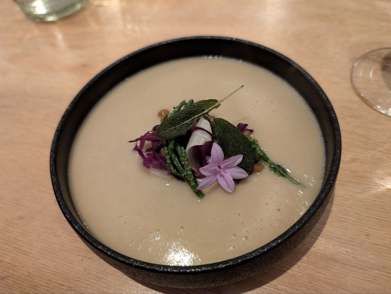 Morris & Bella: food & drinks