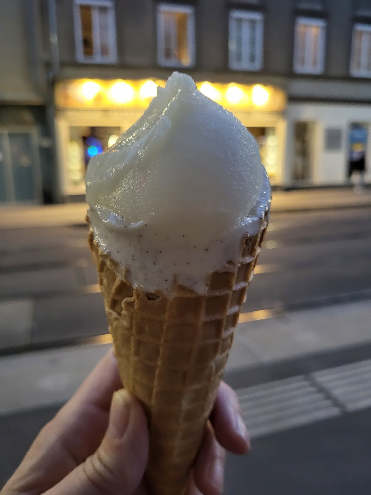 Veganista Ice Cream: food & drinks