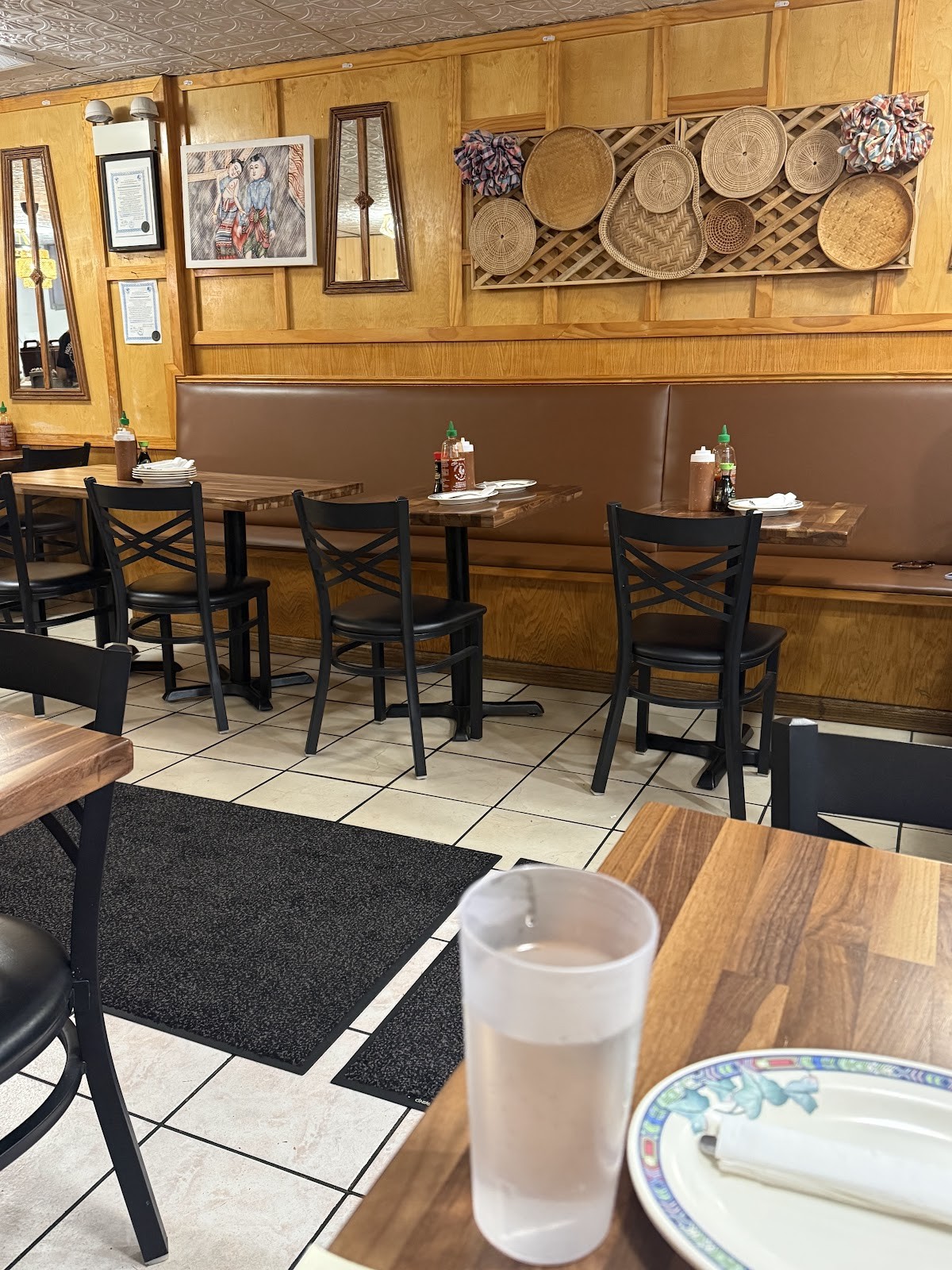 Silver Spoon Thai Restaurant: the place