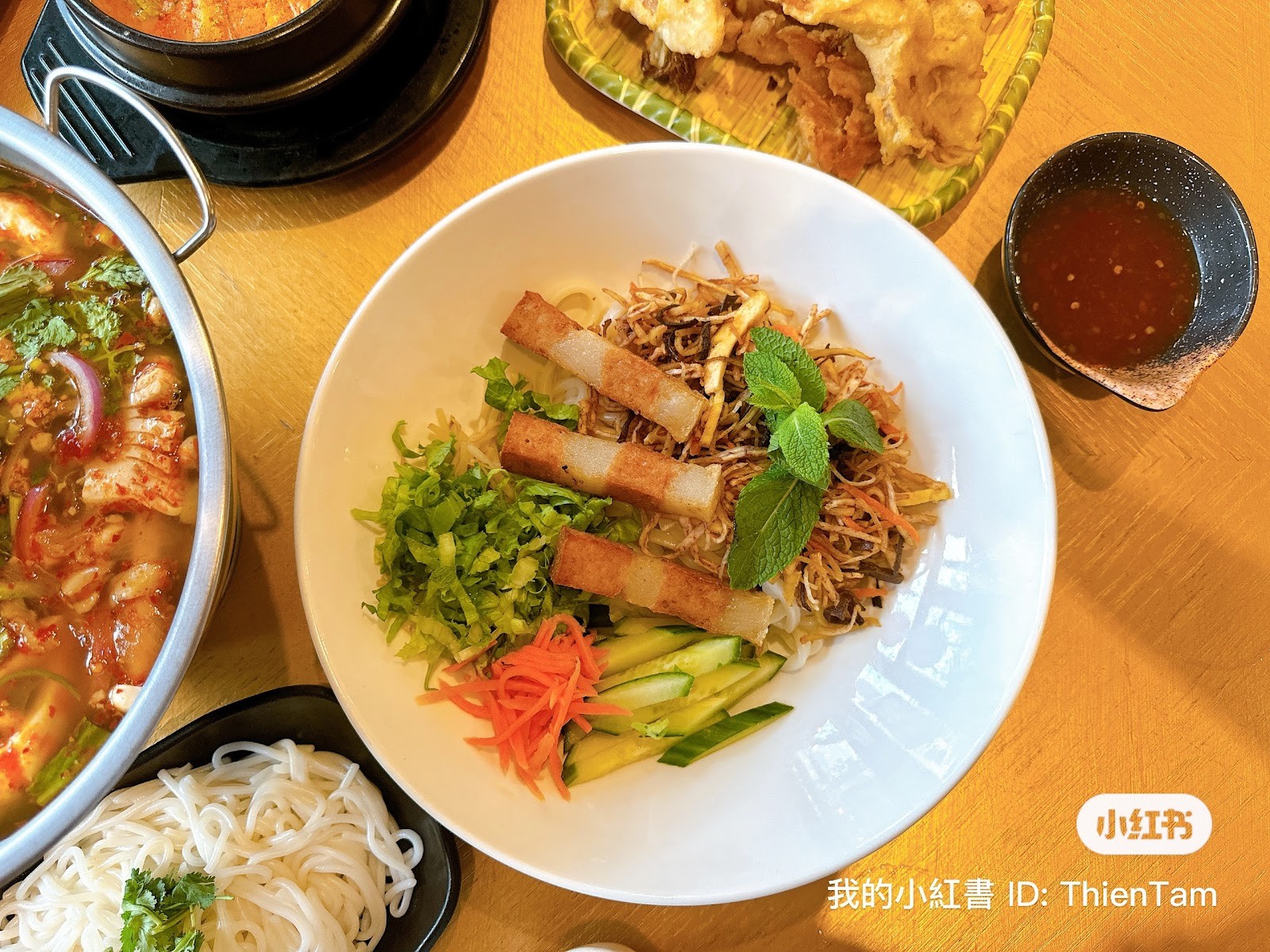 Thien Tam Restaurant: food & drinks