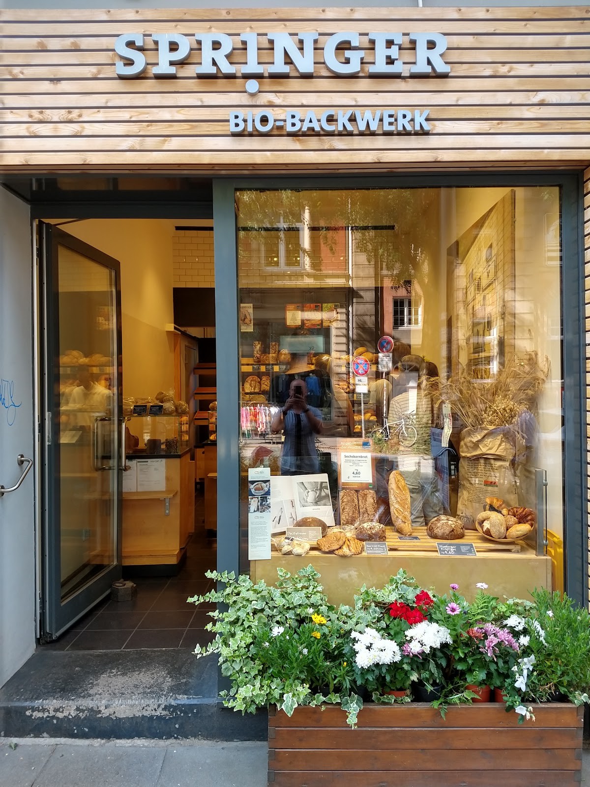 Springer Bio-Bäckerei: the place