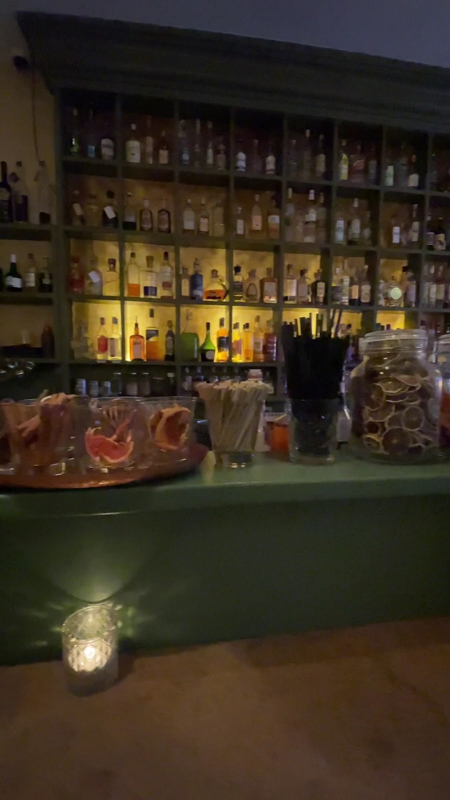 Borsch Vodka & Tears: the place