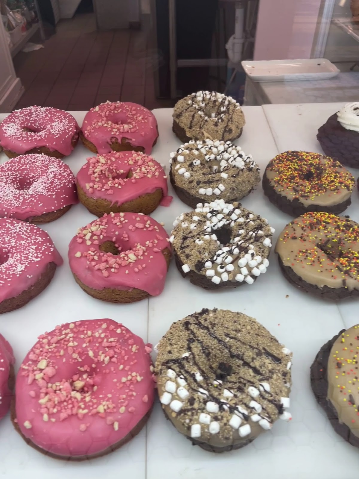 Phatties Bake Shop: food & drinks