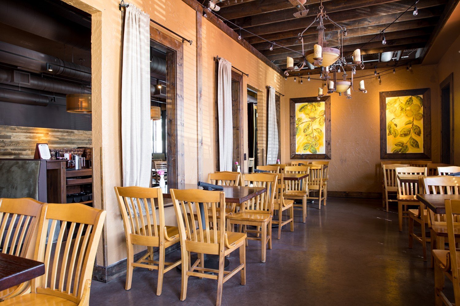 Cafe Sunflower Buckhead: the place