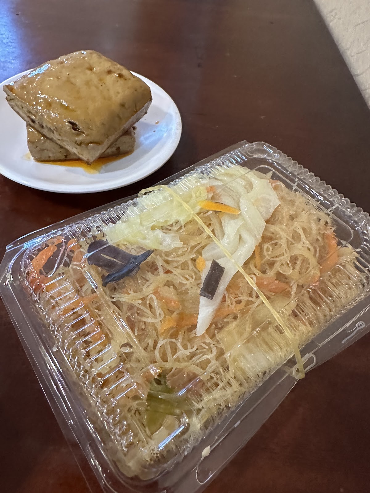 Fú Jù SùShí Guǎn 福聚素食館: food & drinks