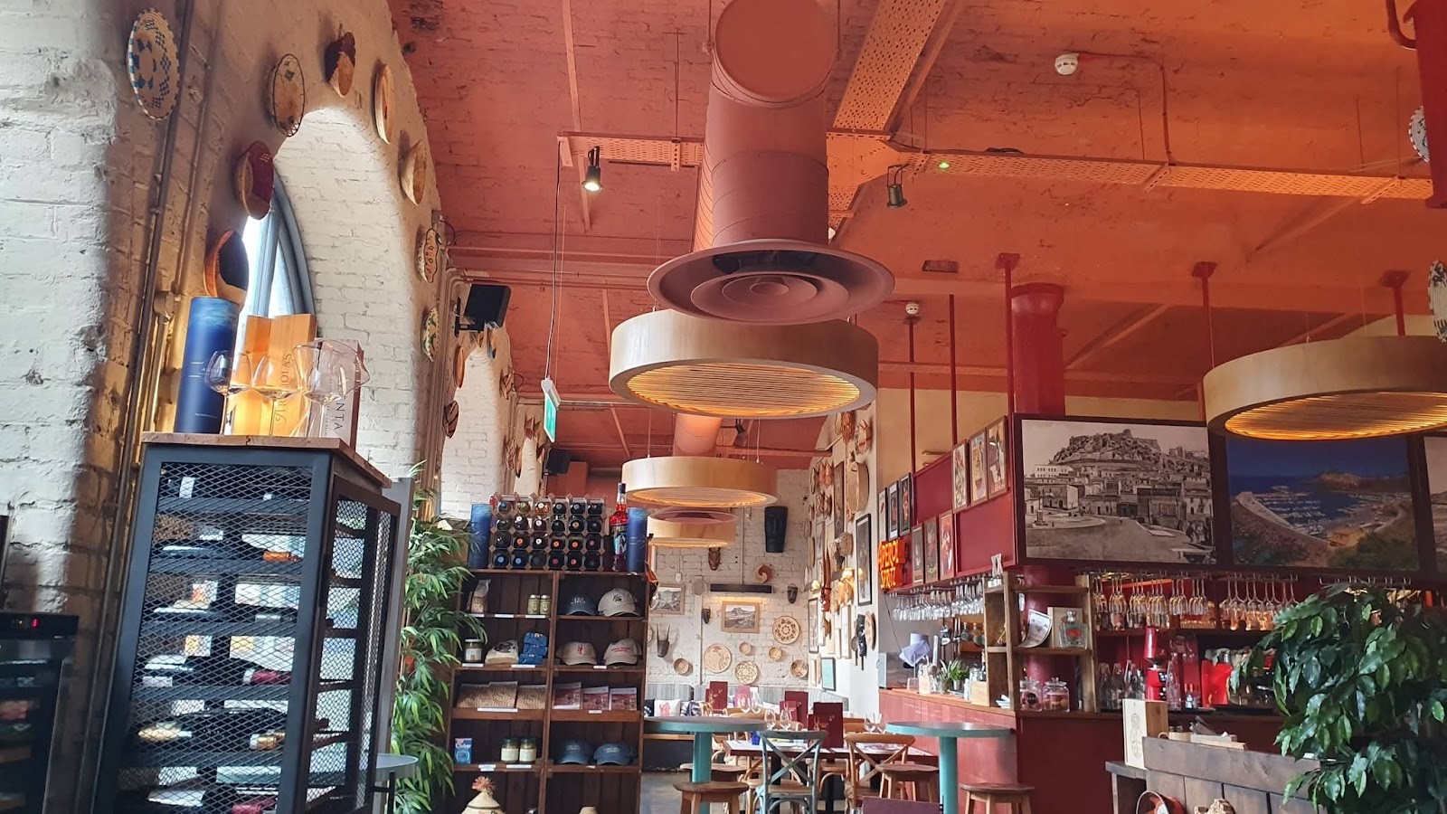 Domo Restaurant: the place