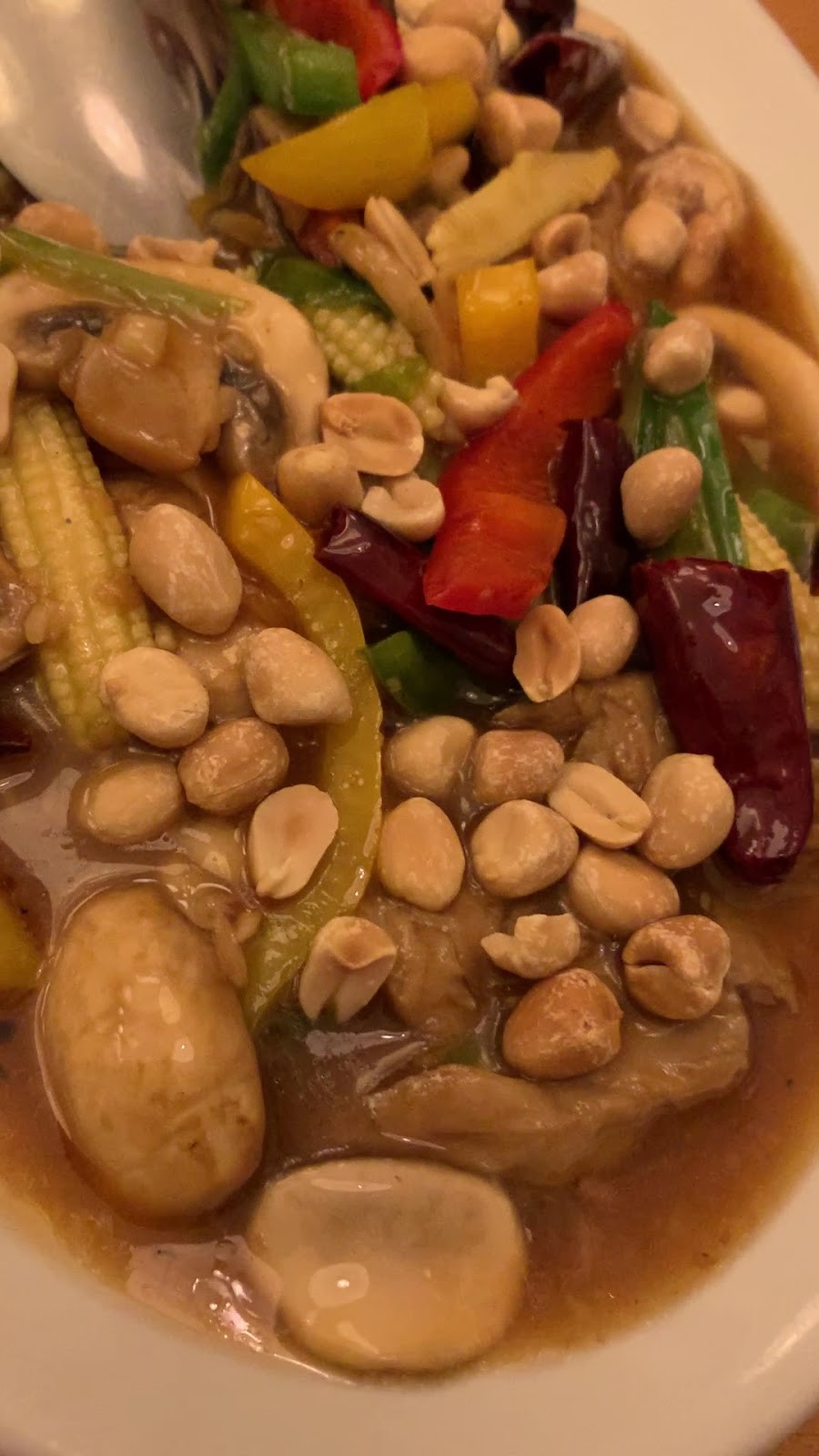 Lao Wai: food & drinks