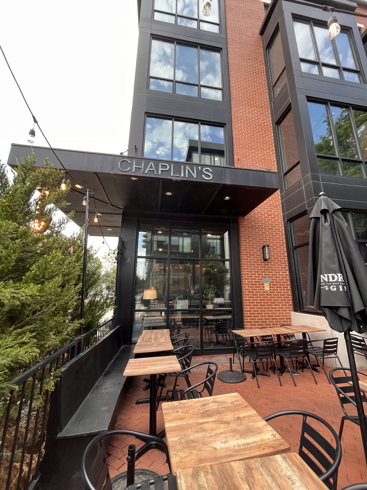 Chaplin's Restaurant: the place