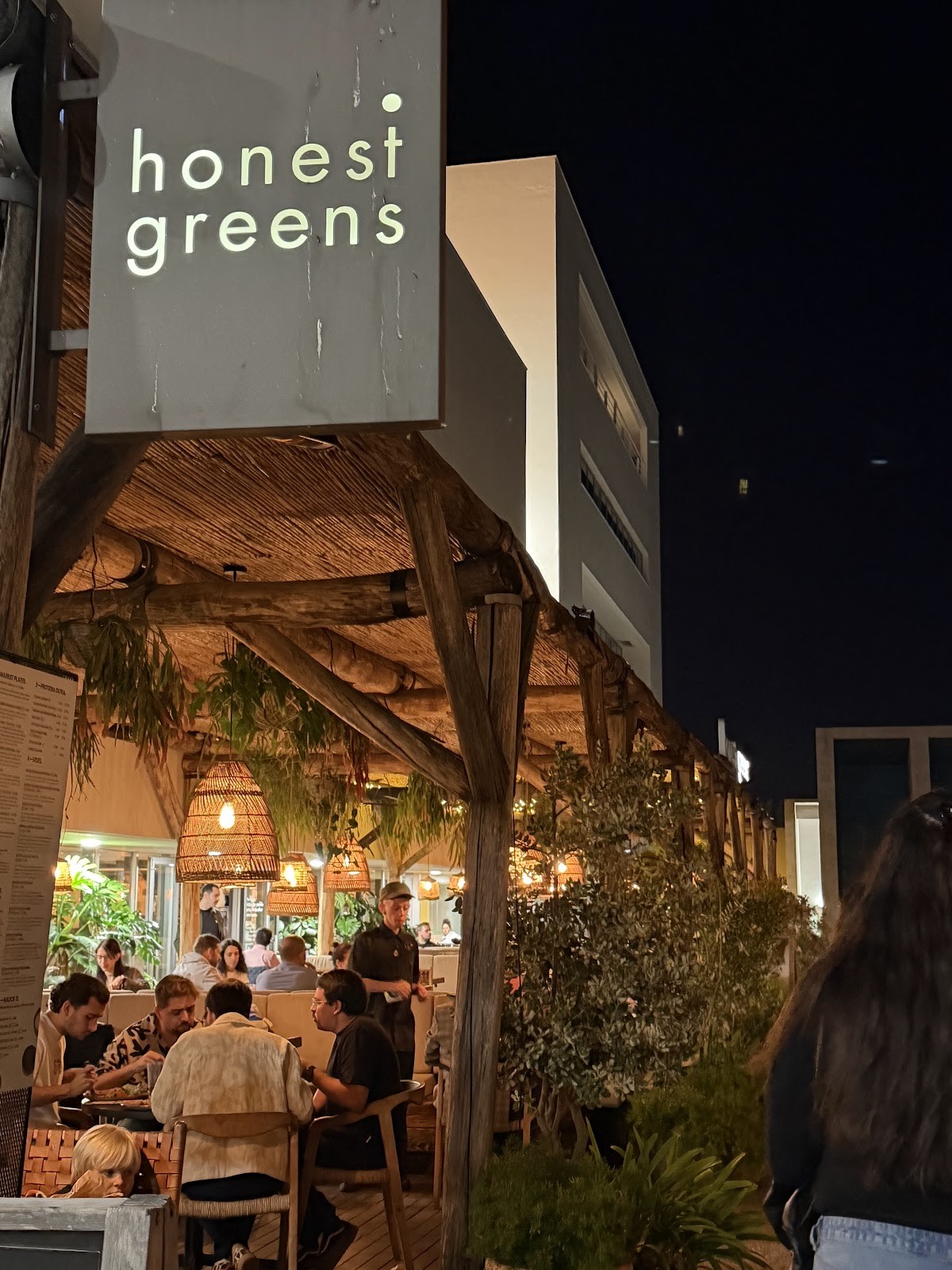 Honest Greens Parque das Nações: the place