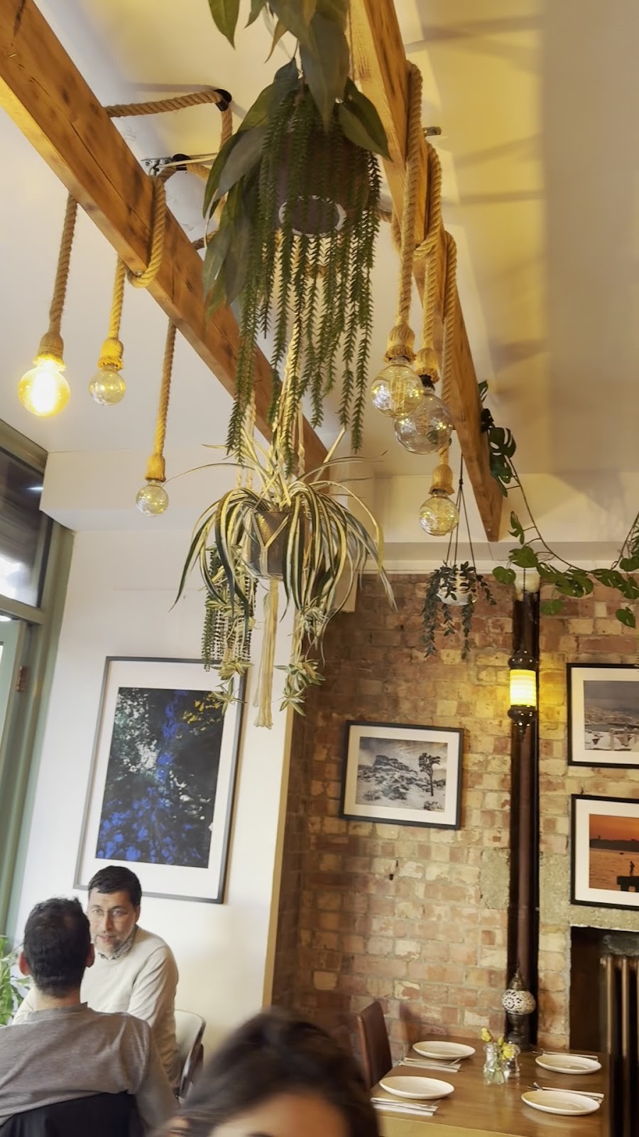 Zer Middle East Kitchen: the place