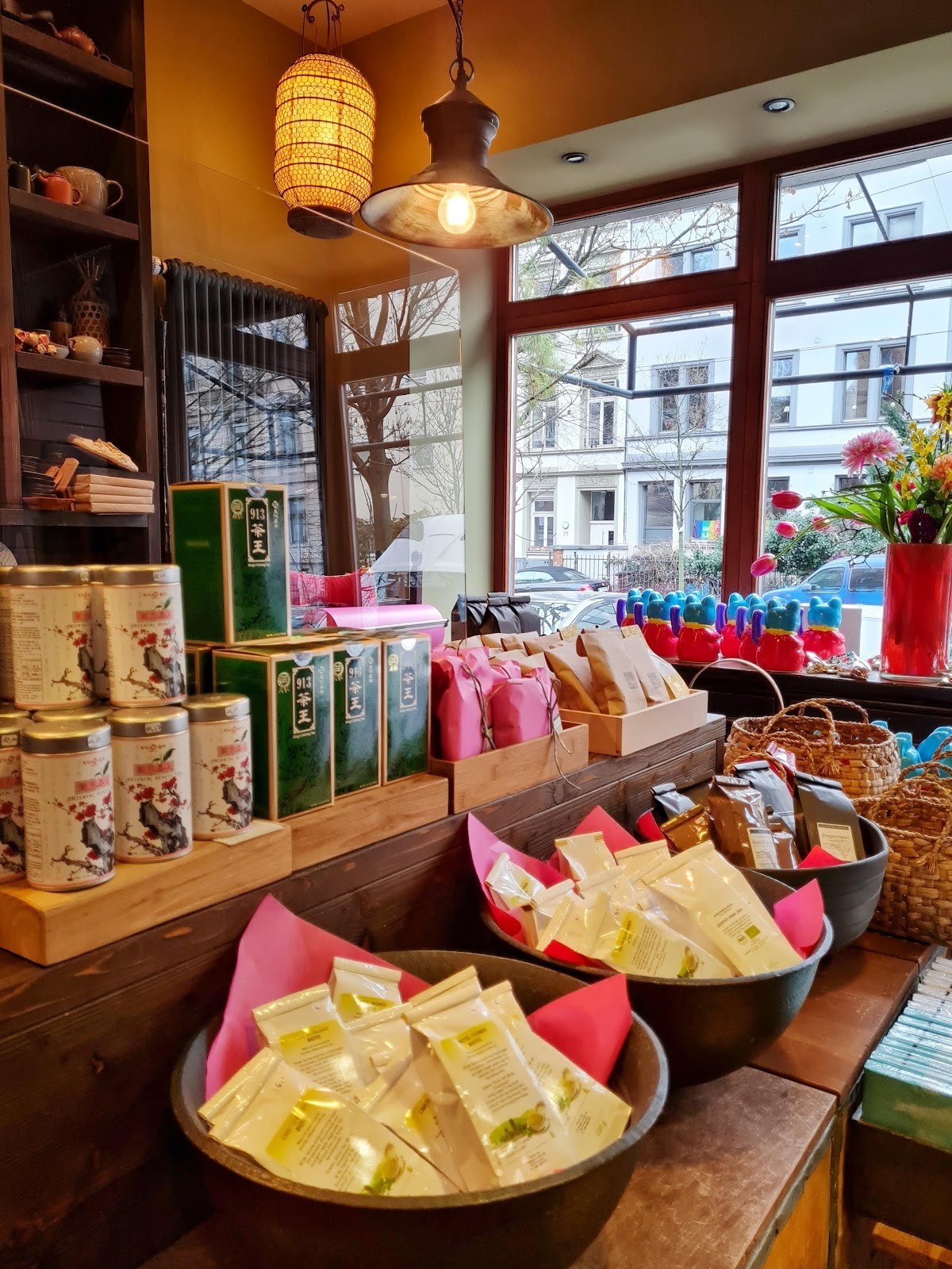 Phoenix Tea: the place