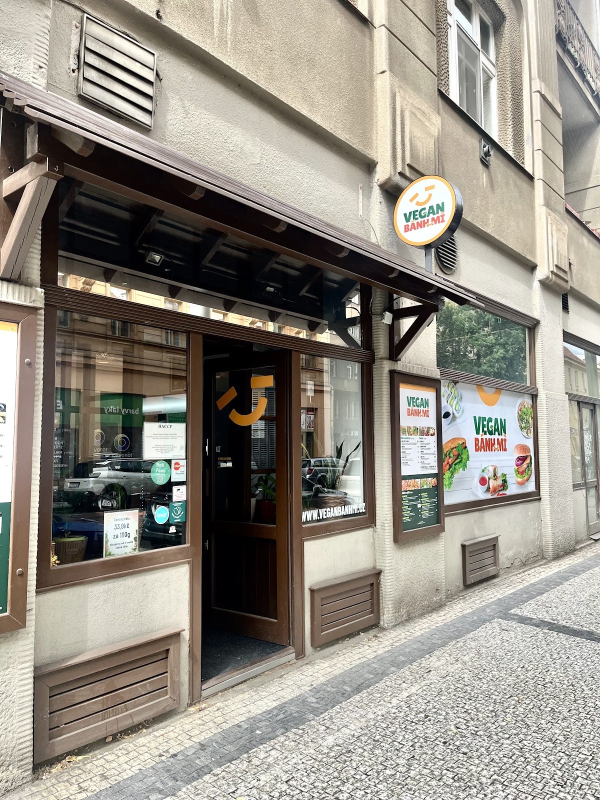 Vegan BANH MI: the place